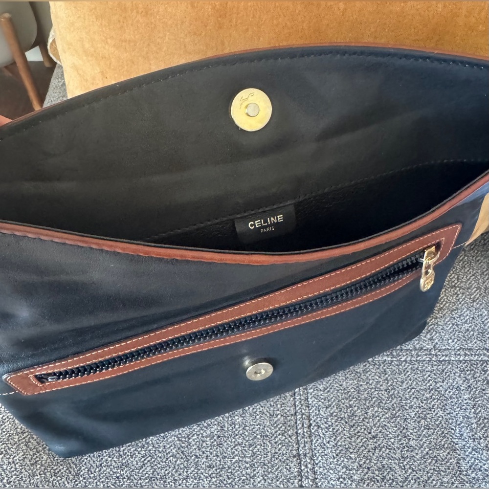 Celine Black Vintage Leather Envelope Clutch with Brown Trim - Picture 12 of 14